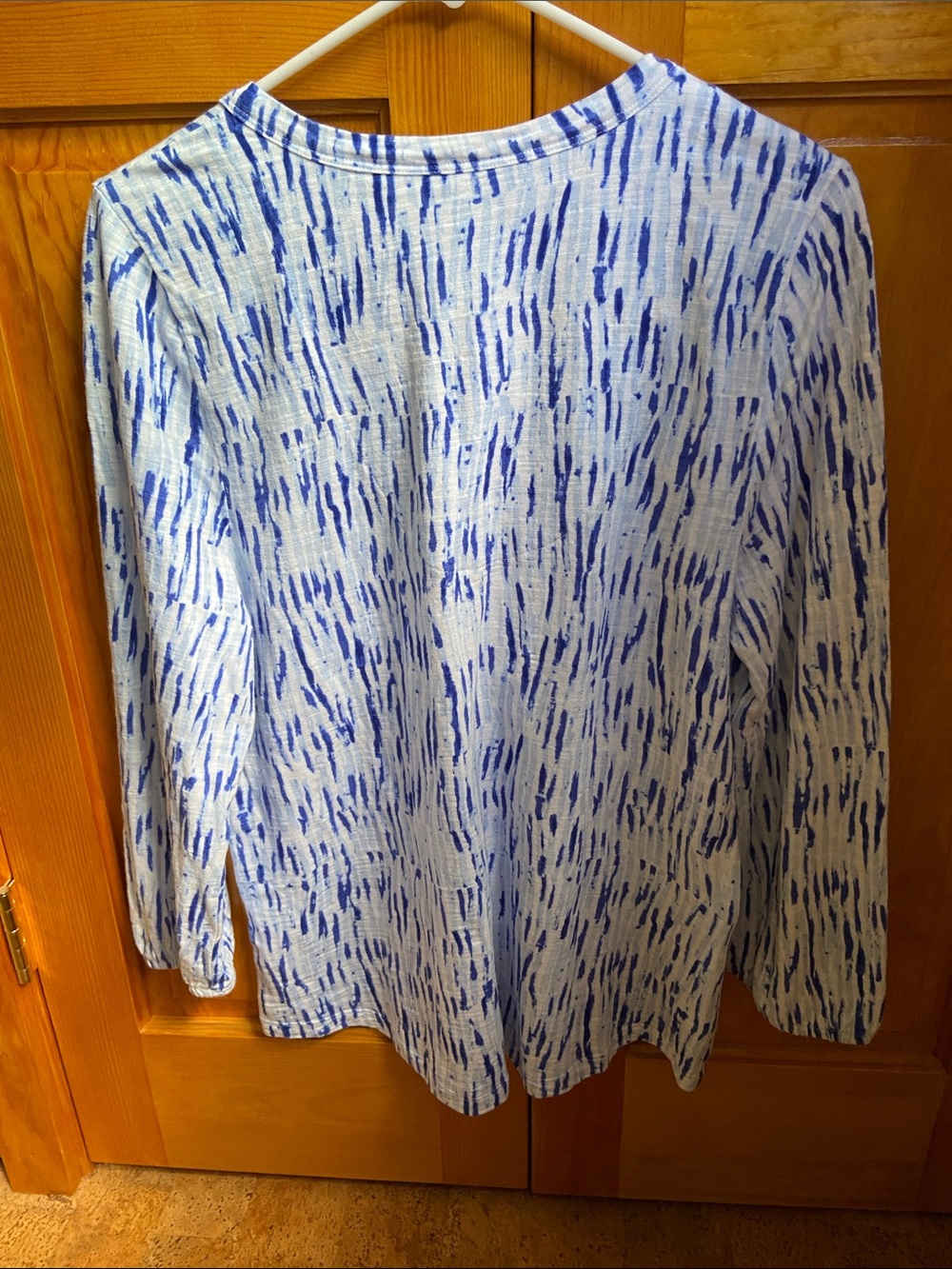 Chico's Blue & White Brushstroke Henley Long Sleeve Top - Picture 3 of 3